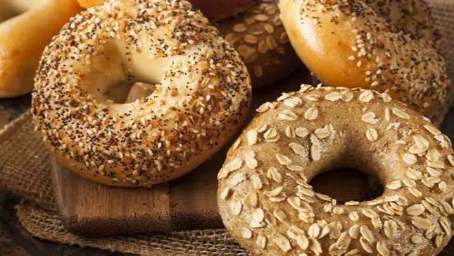 Whole grain bagels