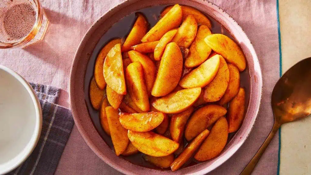 Warm Cinnamon Apple Slices