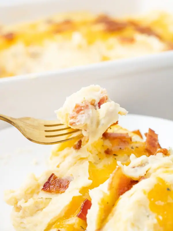 Cheesy Mashed Potatoes with Bacon