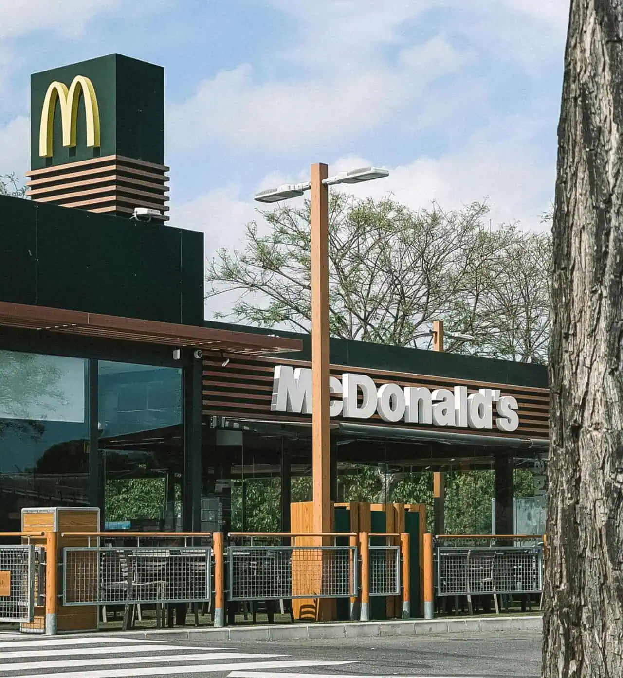 McDonald's and the awkward hashtag tribute